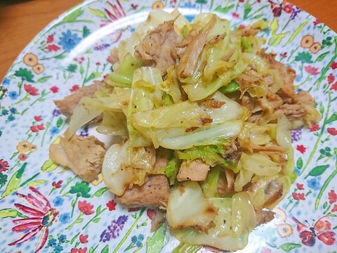 キャベツと豚角煮の炒め物(リメイク)